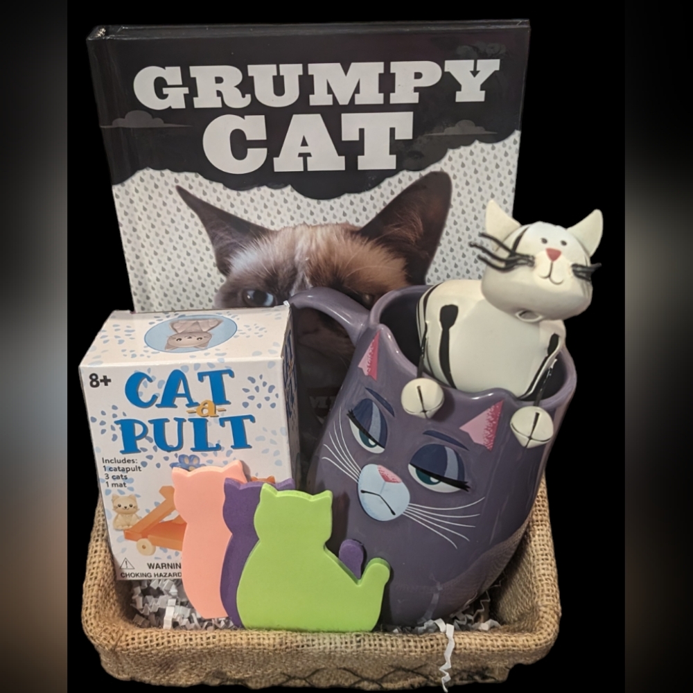 Unique basket for the cat lover